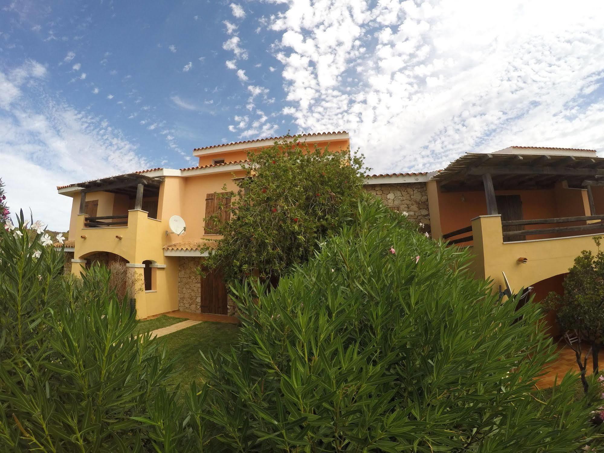 Residence Spiaggia Bianca 골푸아랑시 외부 사진
