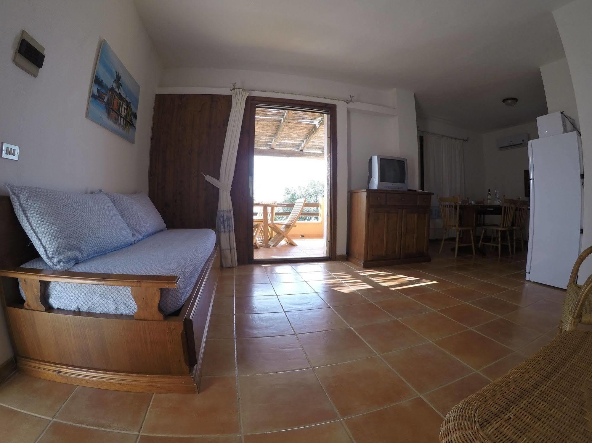 Residence Spiaggia Bianca 골푸아랑시 외부 사진